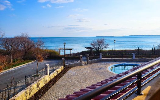 Drei-Zimmer-Wohnung in erster Linie mit Panoramablick auf das Meer – Coastal Dreams, Sweti Vlas ID: 83666