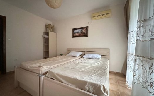 Drei-Zimmer-Wohnung mit Poolblick in Cascadas 1 ID: 52051