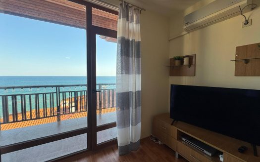 Drei-Zimmer-Wohnung mit Panoramablick auf das Meer im Komplex „Raißky Sad“, Sweti Wlas ID: 79124