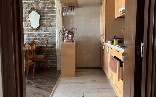 Drei-Zimmer-Wohnung mit Abstellraum in Burgas ID: 53653