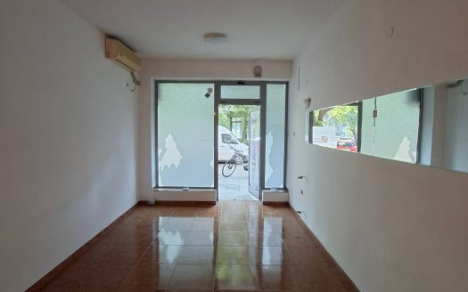 Gewerbeeinheit im Erdgeschoss in Lazur, Burgas ID: 49985