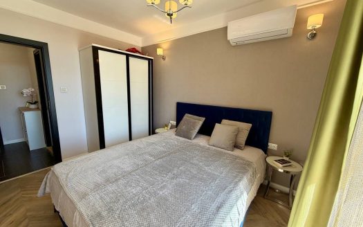 Zwei-Zimmer-Wohnung mit Blick auf den Pool – Romance Paris, Sweti Wlas ID: 85409