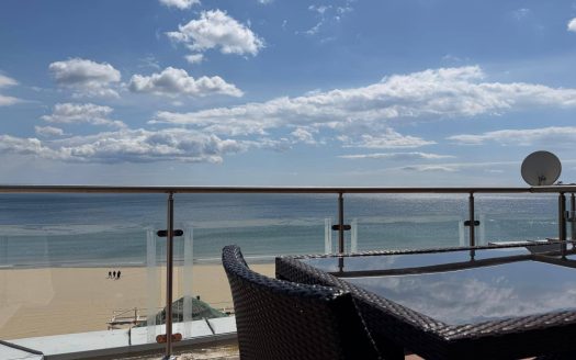 Zweizimmerwohnung in erster Reihe mit Panoramablick auf das Meer – Sonnenstrand ID: 96145