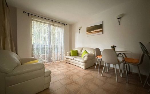 Drei-Zimmer-Wohnung mit Poolblick in Cascadas 1 ID: 52051