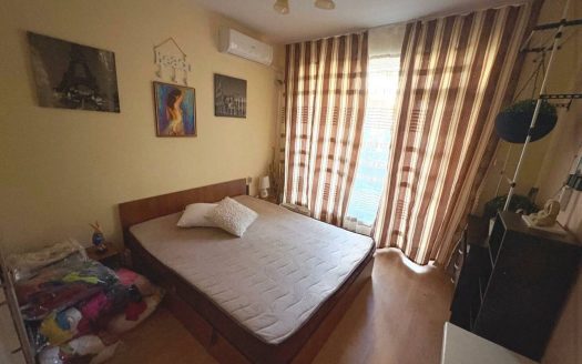 Drei-Zimmer-Wohnung mit zwei Schlafzimmern im Sunny Day 6, Sonnenstrand ID: 78222