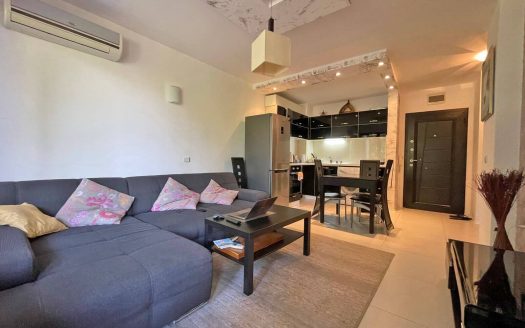Zweizimmerwohnung in erster Linie im Komplex Rich 1, Nessebar ID: 81401