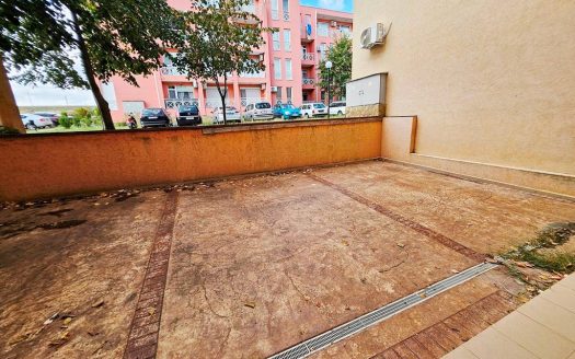 Studio mit Balkon und Poolblick in Sunny Day 6 ID: 46320