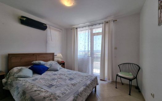 Zweistöckiges Haus mit Pool in Goriça ohne Supportgebühr ID: 56447