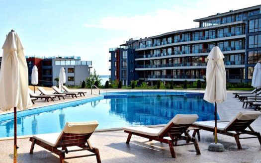 Zwei-Zimmer-Wohnung mit Meerblick – Komplex „Sun Wave“, Sweti Wlas ID: 89341