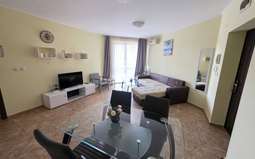 Drei-Zimmer-Wohnung im Komplex Apollon 3, Rawda ID: 81602
