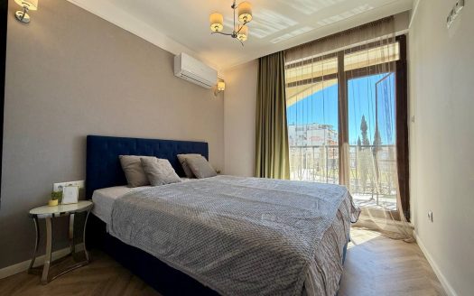 Zwei-Zimmer-Wohnung mit Blick auf den Pool – Romance Paris, Sweti Wlas ID: 85409