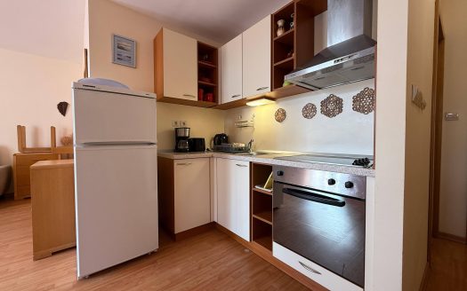 Zwei-Zimmer-Wohnung mit Meerblick im Komplex „Raiyski Sad“, Sweti Wlas ID: 79026