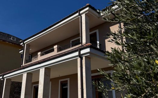 Haus mit Pool in Sweti Wlas, Stadtteil Insaraki ID: 81927