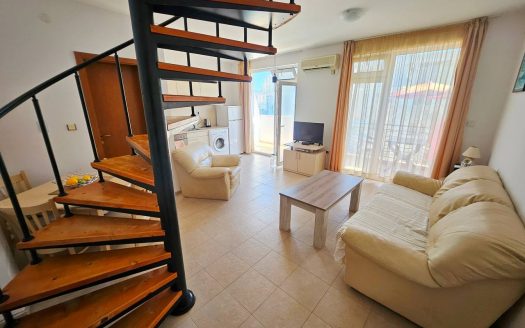 Drei-Zimmer-Maisonette mit Blick auf den Pool in Sunny Day 3 ID: 47248