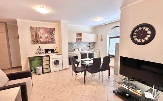 Drei-Zimmer-Wohnung mit zwei Bädern – Komplex „Royal Sun“, Sonnenstrand ID: 93389