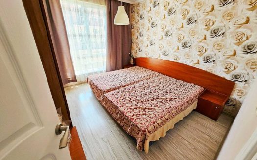 Zwei-Zimmer-Wohnung mit Poolblick in Persani ID: 47079