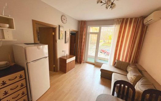 Drei-Zimmer-Wohnung mit zwei Schlafzimmern im Sunny Day 6, Sonnenstrand ID: 78222