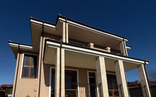 Haus mit Pool in Sweti Wlas, Stadtteil Insaraki ID: 81927