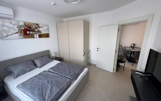 Drei-Zimmer-Wohnung mit Fußbodenheizung im Polarstar-Komplex, Sweti Wlas ID: 80657