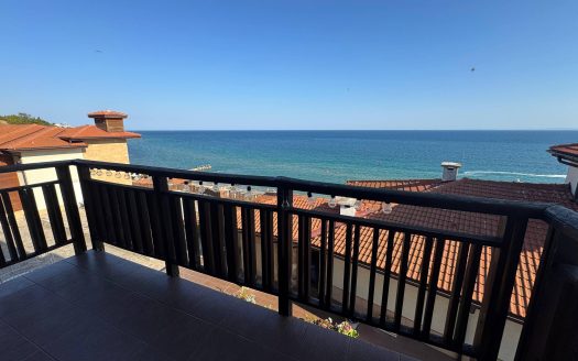 Drei-Zimmer-Wohnung mit Panoramablick auf das Meer im Komplex „Raißky Sad“, Sweti Wlas ID: 79124
