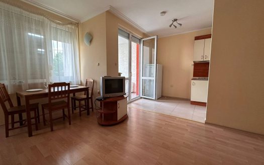 Zwei-Zimmer-Wohnung mit Blick auf den Pool in Sunny Fort ID: 45431