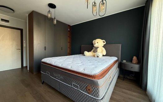 Drei-Zimmer-Wohnung mit Blick auf den Pool im Admiral Plaza ID: 42212
