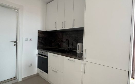 1-Schlafzimmer-Wohnung mit Meerblick, Polastar, 128.000 € ID: 38347