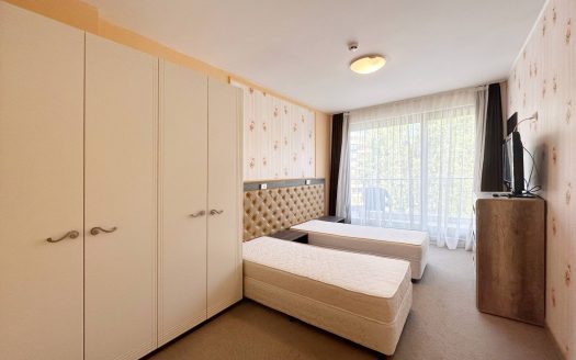 Drei-Zimmer-Wohnung mit Blick auf den Pool in Sonnenstrand ID: 49378