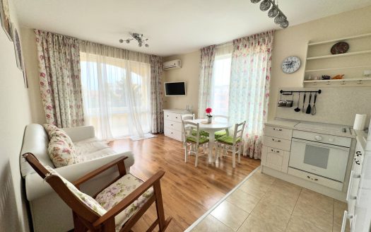 Drei-Zimmer-Wohnung mit Blick auf den Pool – Elitonia Gardens, Rawda ID: 98470
