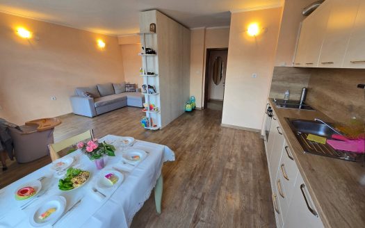 Zweizimmerwohnung mit Umgestaltungsmöglichkeit in Rawda ID: 55900