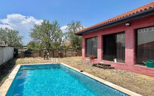 Einfamilienhaus mit privatem Pool – Goriça ID: 95724