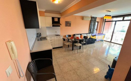 Zwei-Zimmer-Wohnung mit Meerblick in Lazur 5 ID: 51052